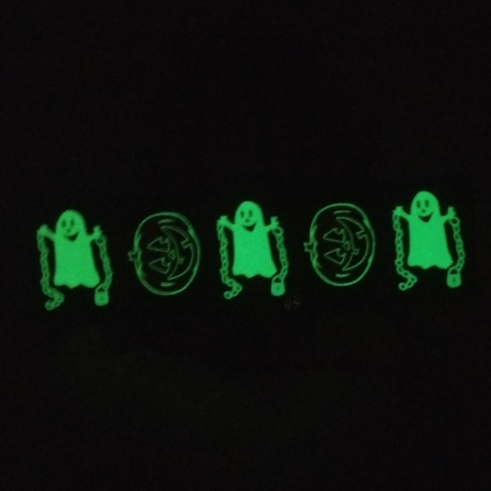 🎃 Add to order $1: glow in dark Halloween stickers